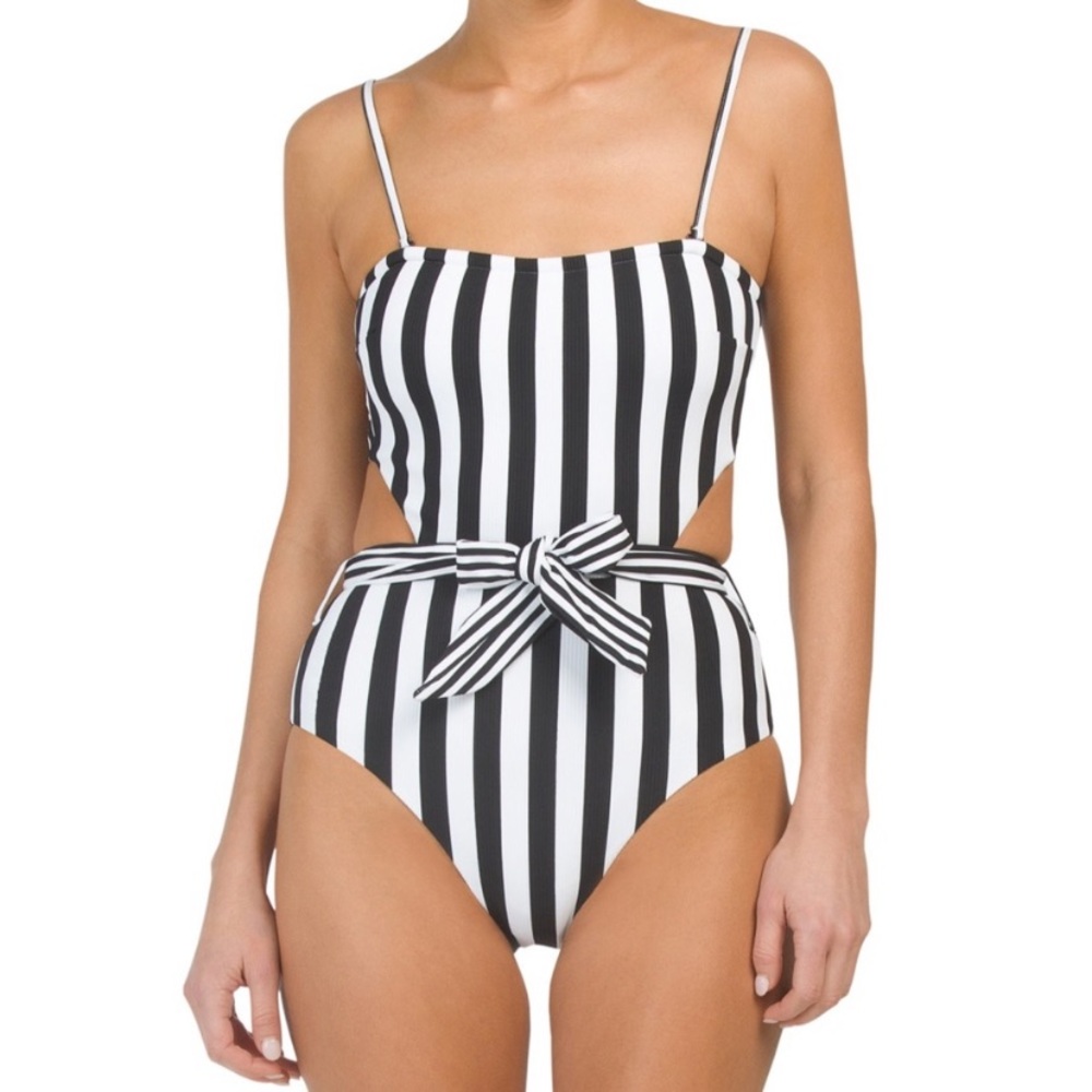 Onia rumi one piece
